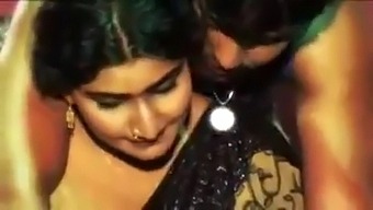Hottest Tamil Aunty In Action
