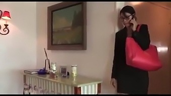 Mom'S Boyfriend Gets Naughty With Stepmom In Steamy Video