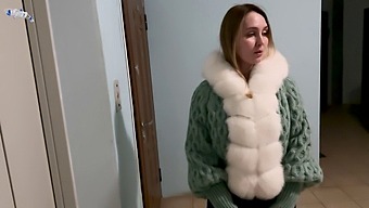 Steamy Encounter With Friendly Mature Mom In Hd