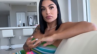 Step-Mom’s Big Ass And A Vacation In Egypt In A Family Fantasy